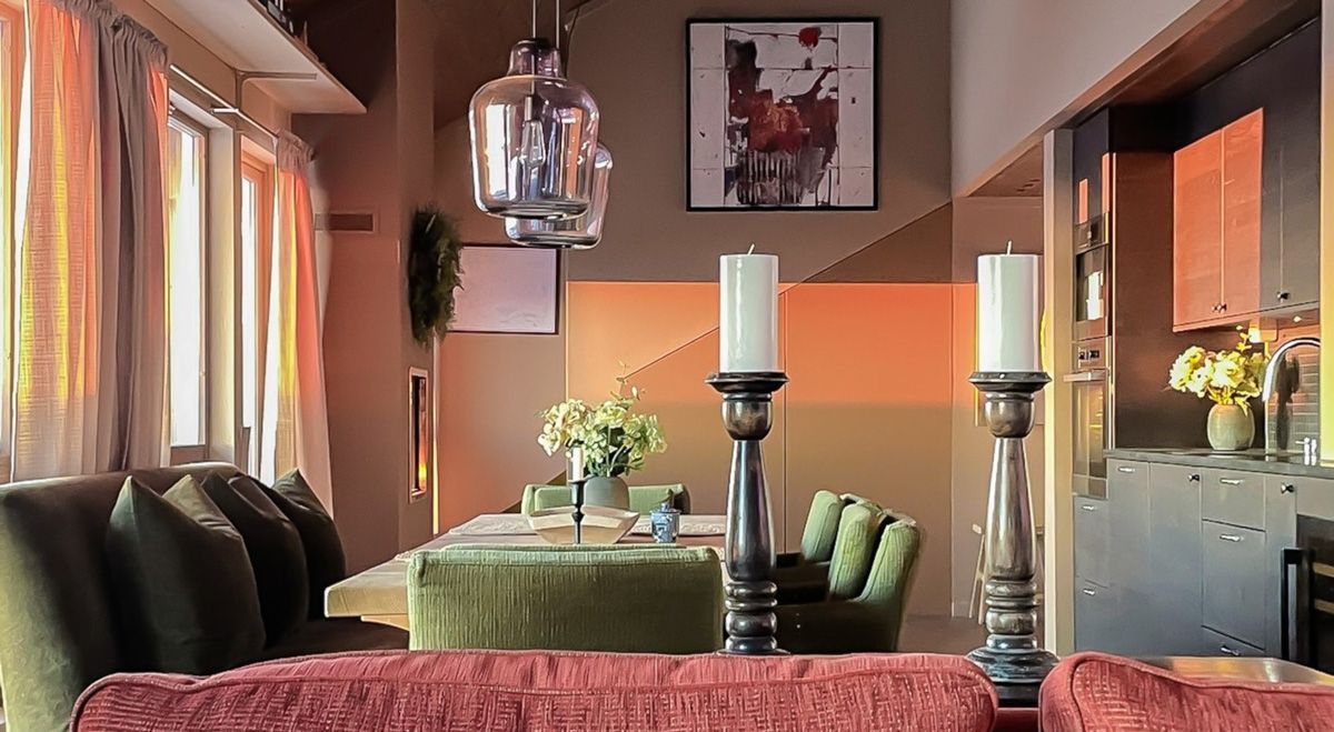 Boka Badstufolk er skrevet Knut Lerhol og Hallgrim Børhus Rogn.